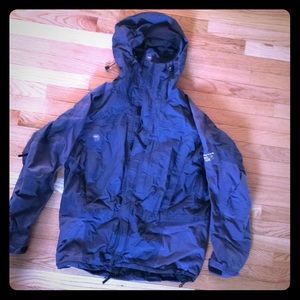 Mountain Hardwear ski jacket